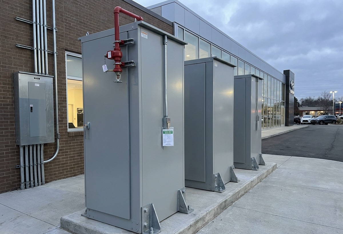 Outdoor electrical switchgear and panel enclosures at a commercial site